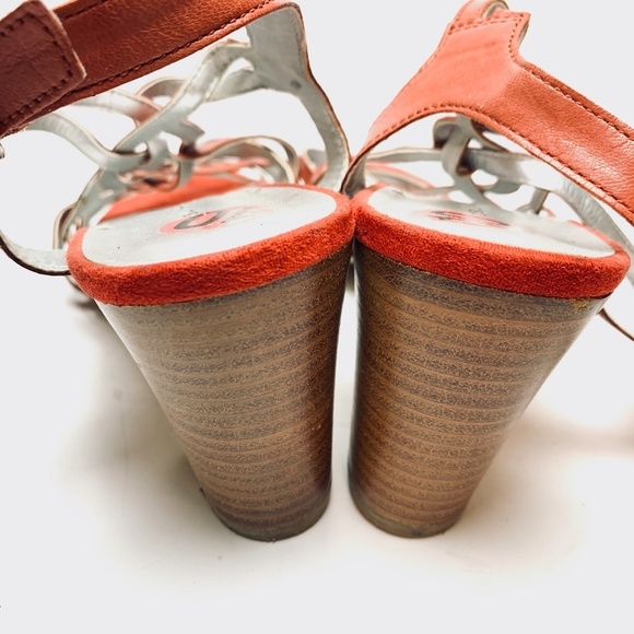 BANDOLINO KITCHIE Stacked Leather Heels Sandals 10 - Picture 3 of 11